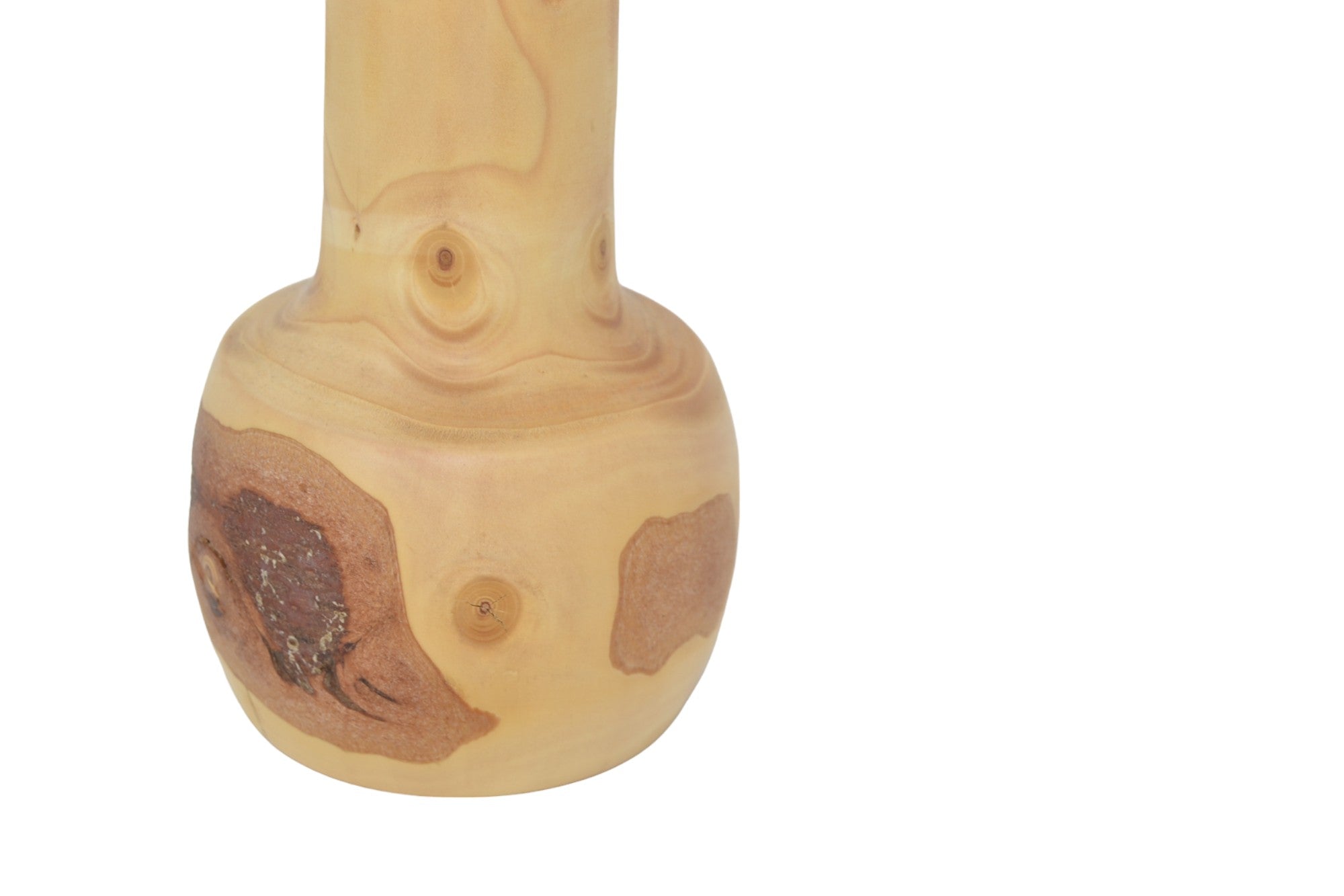 Holzvase aus Tannenholz