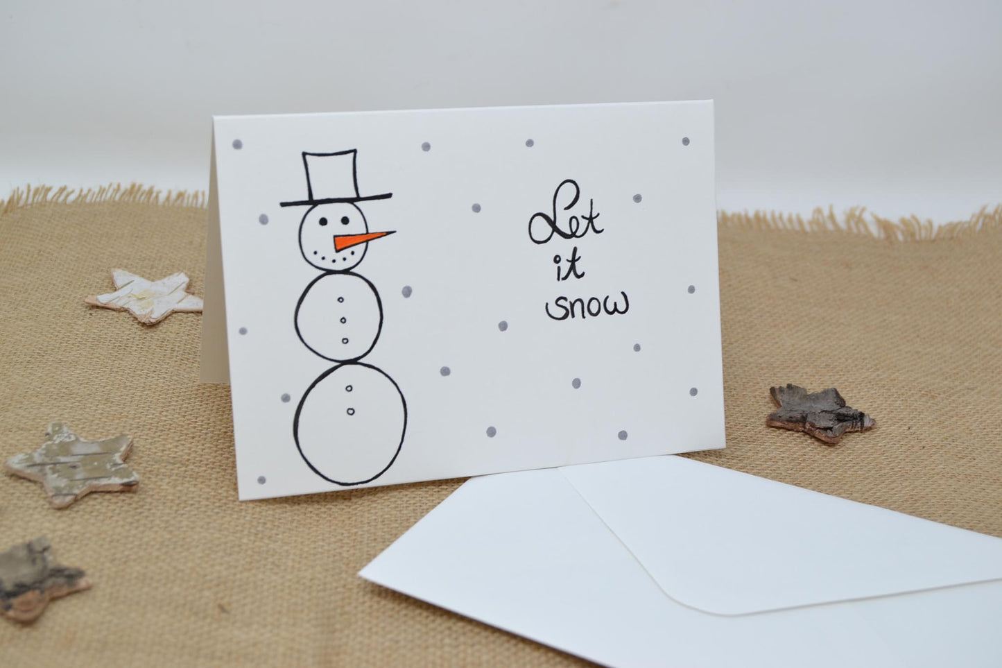 Handgefertigte Weihnachtskarte "Let it snow"